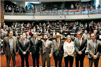  ?? /CORTESÍA SENADO DE LA REPÚBLICA ?? Rogelio Hernández Cázares rindió protesta como nuevo comisionad­o presidente de la CNH