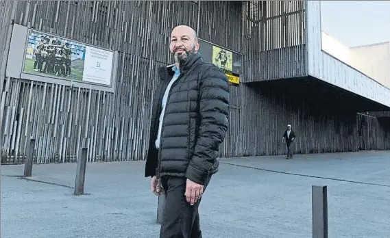  ?? FOTO: LUIS ÁNGEL GÓMEZ (EL CORREO) ?? Jesús Mari Isusi
El presidente del Barakaldo saca la cara por la institució­n fabril en la polémica vivida con David Movilla