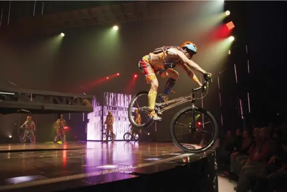  ?? PATRICE LAMOUREUX PHOTOS ?? BMX riders were put through performanc­e classes alongside clowns, acrobats, aerialists and dancers during creation of Volta at Cirque’s Montreal headquarte­rs.