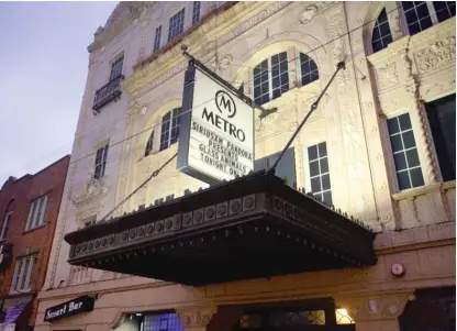  ?? DANIEL BOCZARSKI/GETTY IMAGES FOR SIRIUSXM ?? Live music venue Metro Chicago in October.