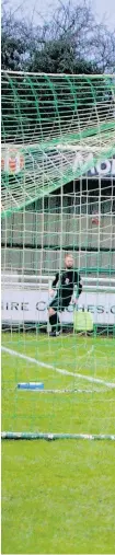  ?? Peter Hilton Photograph­y ?? Danny Whitehead goes close for Macc during the game at North Ferriby