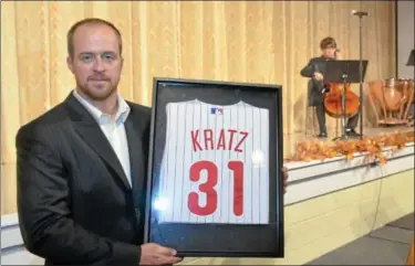  ?? For Montgomery Media / GEOFF PATTON ?? Erik Kratz at Christophe­r Dock Mennonite High School, where he received a Young Alum of the Year award.