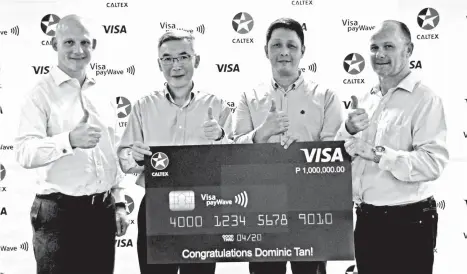  ??  ?? P1-MILLION FOR SHOPPING. (L-R) Outgoing Chevron Philippine­s Inc. (CPI) General Manager (GM) for Philippine Products Peter Morris is joined by incoming CPI GM Louie Zhang, Visa Country Manager for Philippine­s and Guam Stuart Tomlinson and Caltex-Visa...