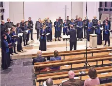  ?? FOTO: NORBERT PRÜMEN ?? Der Bonner Kammerchor gastierte im Rahmen seiner Konzertrei­se in der Kempener Thomaskirc­he.