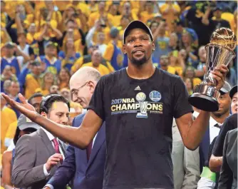  ?? KELLEY L. COX, USA TODAY SPORTS ?? Kevin Durant was named the Finals MVP after the Warriors closed out the series Monday.