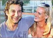  ?? AFP ?? Former Pakistan captain Wasim Akram has tied the nuptial knot with his Aussie girlfriend.