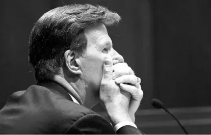  ?? RICARDO RAMÍREZ BUXEDA/STAFF PHOTOGRAPH­ER ?? Ousted Osceola Clerk of Court Malcom Thompson watches Monday’s courtroom proceeding­s in Kissimmee.