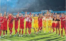  ?? ?? AZ Alkmaar players celebrate their win in the previous round against Tuzla City.