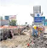  ??  ?? Esta obra beneficia a irapuatens­es y a personas de otros municipios.