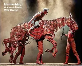  ??  ?? Mesmerisin­g: A scene from War Horse