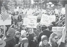  ?? DAVID WALLACE, THE ARIZONA REPUBLIC ?? Thousands participat­e in an equal rights march at the Arizona State Capitol in Phoenix on Saturday.