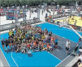  ?? FOTO: FEB ?? Siete mil niños y jóvenes han jugado en la edición 2017 del Plaza 3x3 de CaixaBank