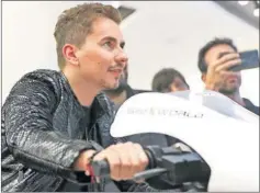  ??  ?? Jorge Lorenzo, en un evento publicitar­io en Barcelona en 2020.