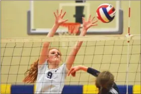  ?? SAM STEWART - DIGITAL FIRST MEDIA ?? Above, MaryKate Mooney (9) is the lone returning starter to the PAC champion Pope John Paul II girls volleyball team. Below, Perkiomen Valley senior Ellie Min returns to the team. She recorded her 2,000th career assist on Sept. 6.