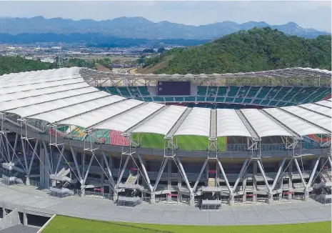  ??  ?? O Shizuoka Stadium Ecopa encheu-se de sons no teste da nova aplicação da Yamaha