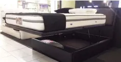  ??  ?? A hydraulic bed available at Modern Home Expo.