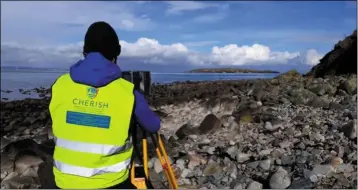  ??  ?? Gary Devlin surveying the Great Saltee coast