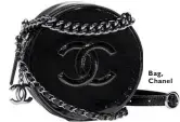  ??  ?? Bag, Chanel