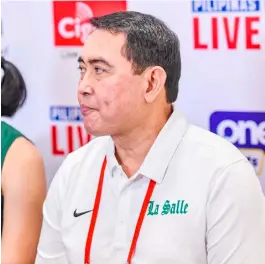  ?? PHOTOGRAPH COURTESY OF UAAP ?? LEGENDARY coach Ramil de Jesus reached another milestone after posting 300 wins as mentor of the La Salle Lady Spikers.