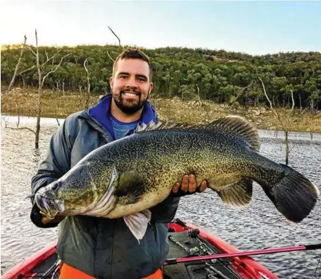  ?? PHOTO: CONTRIBUTE­D ?? WHAT DO YOU RECKON? Jordan Schulz with a cracking cod taken from Copeton Dam this week.