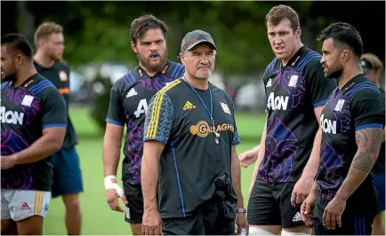  ?? DOMINICO ZAPATA/STUFF ?? Chiefs coach Colin Cooper has a good working relationsh­ip with the All Blacks.