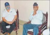  ?? SANT ARORA/HT ?? (R) Brig CK Sood (retd), father of Major Anuj Sood, who was killed in the Handwara encounter, at his Panchkula house.