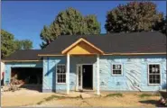  ?? CHAD FELTON — THE NEWS-HERALD ?? Lake-Geauga Habitat for Humanity current home constructi­on site in Eastlake on Sept. 23.