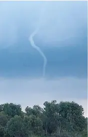  ??  ?? A rope cloud or unformed tornado cloud formation captured by Helen Murdock of Warragul, a member of Gippsland Storm Chasers.
