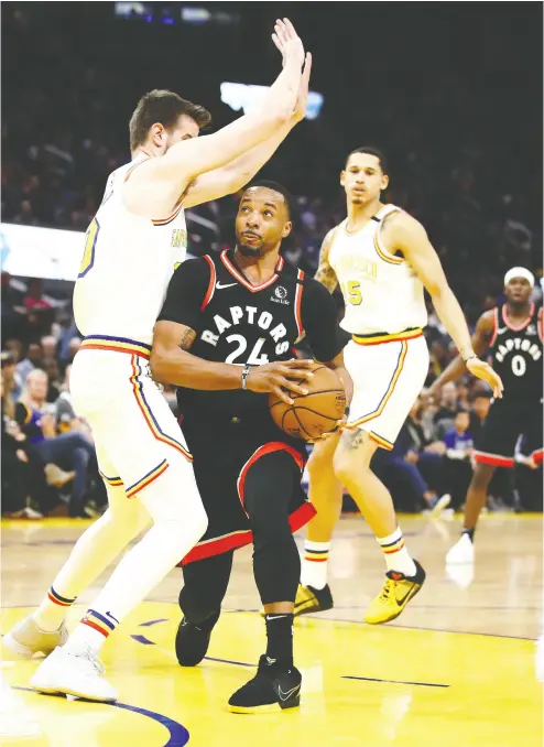  ?? Ezra Shaw / Gett y Images ?? Toronto’s Norman Powell got an opportunit­y to expand his role this season and has delivered. The seasoned guard pumped in a career-high 37 points in Thursday’s victory over Golden State.