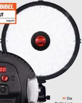  ??  ?? >> Die Bedienung des Rotolight AEOS erfolgt über zwei Drehregler auf der Geräterück­seite.