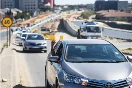  ?? Picture: Jacques Nelles ?? PROTEST. Uber and Taxify cars drive through Pretoria to protest the lack of fare increases after the petrol price hike.