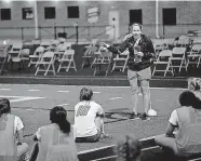  ?? [E.L. HUBBARD/FOR THE CINCINNATI ENQUIRER] ?? Cincinnati Colerain girls soccer coach Felicia Waldock talks with her team during halftime of their game against Fairfield on Sept. 17.