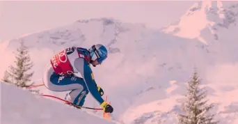  ?? EPA ?? Secondo Dominik Paris, 31 anni, in azione un anno fa nella discesa di Wengen: finì 2° dietro allo svizzero Beat Feuz