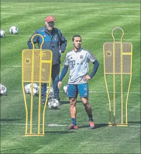  ?? FOTO: EFEI ?? Thiago Alcántara no entrenó ayer El exazulgran­a es duda para el Bayern-eintracht