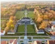  ?? Foto: dpa ?? Zum Schloss Oranienbau­m gehört auch ein prächtiger Garten.