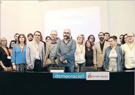  ?? ELISENDA ROSANAS / ACN ?? Som Escola presentó en la sede de Òmnium su campaña a favor de ocupar las escuelas