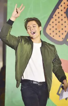 ??  ?? Enrique Gil is the latest addition to the Greenwich barkada