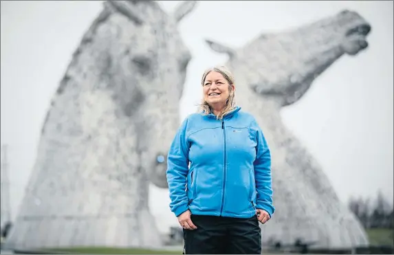  ?? Picture Andrew Cawley ?? Jackie Gilchrist, Scotland’s most-travelled woman, at The Kelpies in Falkirk last week