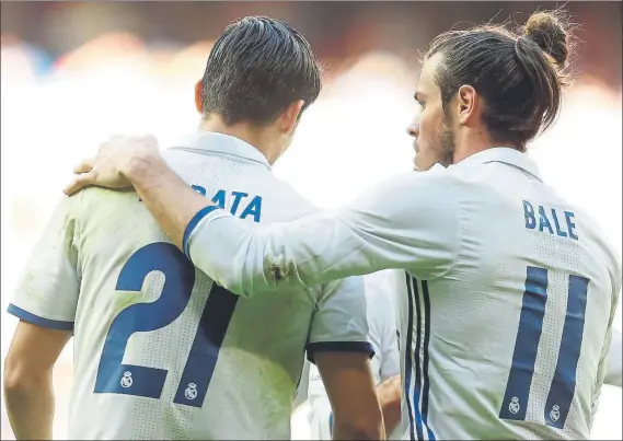  ?? FOTO: SIRVENT ?? Álvaro Morata y Gareth Bale fueron los autores de los goles del triunfo del Real Madrid ante el Leganés en el Santiago Bernabéu