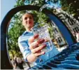  ?? Hanschke, dpa (Symbolbild) Foto: Michael ?? Auf dem Pöttmeser Marktplatz könnte ein öffentlich­er Trinkbrunn­en entstehen. Die Gemeinde denkt über entspreche­nde Pläne nach.