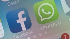  ?? FOTO: DPA ?? Verbrauche­rschützer stoßen sich an der Ankündigun­g von WhatsApp, Nutzerdate­n auch an die Konzernmut­ter Facebook zu übertragen.