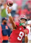  ?? AP PHOTO ?? Bryce Young of the Alabama Crimson Tide warms up prior to facing the Auburn Tigers at Bryant-Denny Stadium on Saturday, Nov 26, 2022 (November 27 in Manila), in Tuscaloosa, Alabama.