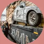  ?? ?? Ganz schön aufwendig: der Mad-max-wagen der Jugend Demmingen