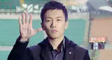  ??  ?? Steven Zhang, 28 anni, presidente dell’Inter dallo scorso 26 ottobre e ideatore della campagna