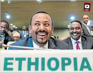  ?? EDUARDO SOTERAS / AFP ?? Ganador. El primer ministro de Etiopía, Abiy Ahmed, durante una pasada reunión con líderes africanos.