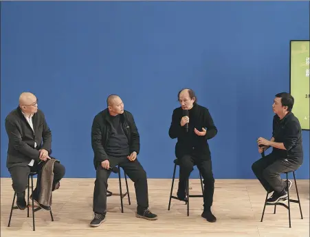  ?? PHOTOS PROVIDED TO CHINA DAILY ?? Chief editor of Wei Mei magazine Leng Bingchuan (first from left) and writer Jin Yucheng (second from right) attend a discussion during the launch of the magazine in Nantong, Jiangsu province, on March 27.