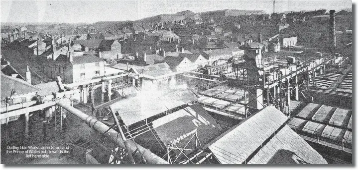  ?? ?? Dudley Gas Works, John Street and the Prince of Wales pub, towards the left hand side