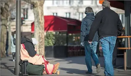  ??  ?? A deux mois de la trêve hivernale, «la situation est explosive», et pas seulement à Paris, prévient Florent Guéguen.