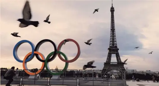  ?? AFP ?? Los Juegos Olímpicos de París 2024 reunirán a amantes del deporte con los turistas usuales de Francia, que ya es el país más visitado del mundo.