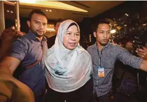  ?? ?? Gambar fail Februari 2020 lalu ketika Zuraida menghadiri majlis perjumpaan dengan pemimpin politik di Hotel Sheraton, Petaling Jaya.